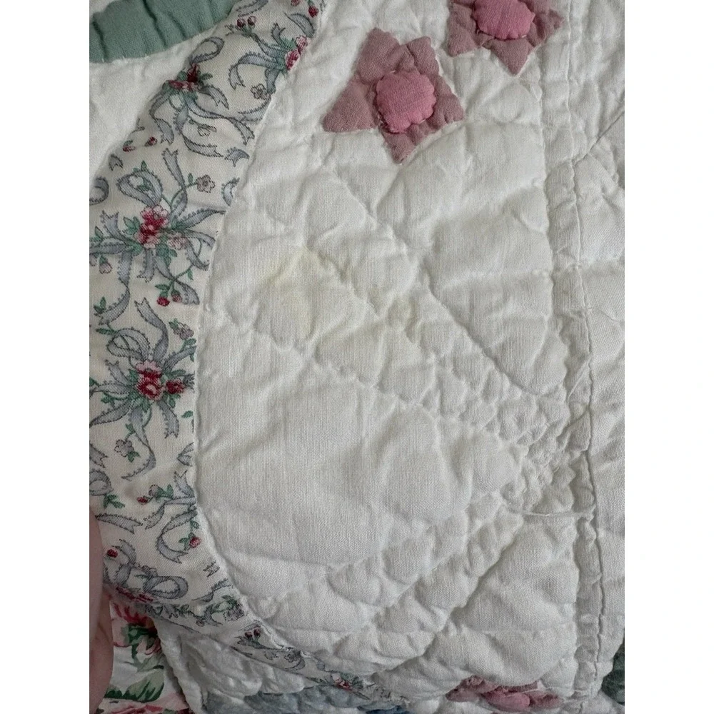 Vintage‎ Arch Cotton Handmade Appliqued Floral Quilt Pastel Colors Twin Cottage